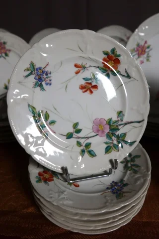 Service De Table En Porcelaine 57 Pièces Maison Pouyat Limoges XIX