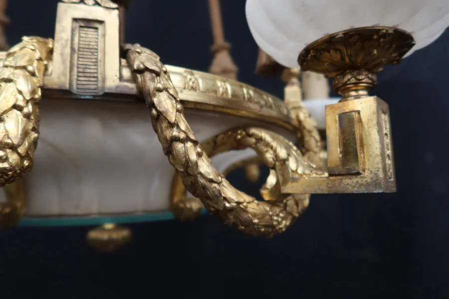Grand Lustre En Bronze Doré Et Albâtre Fin XIX