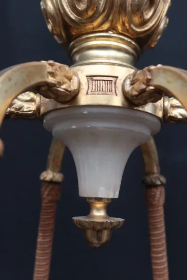 VERGOLDETE BRONZE UND ALABASTER LICHT