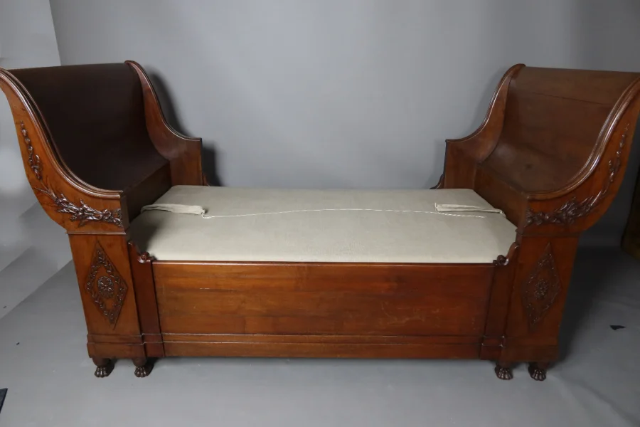 FRENCH RESTAURATION BED