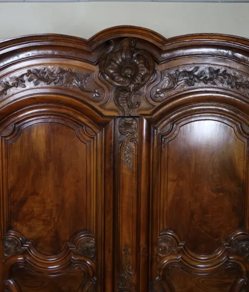 Armoire Lyonnaise XVIIIème Siècle