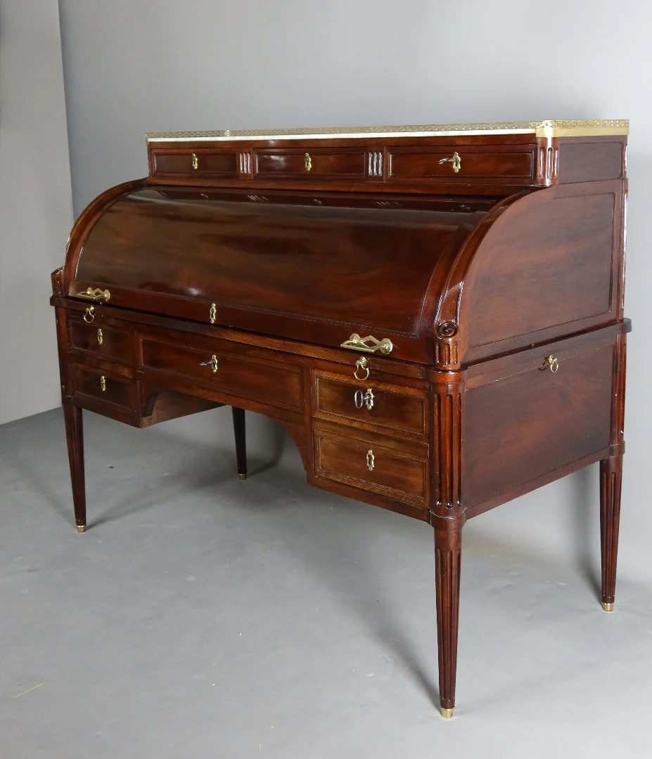 LOUIS XVI PERIOD CYLINDER TOP DESK