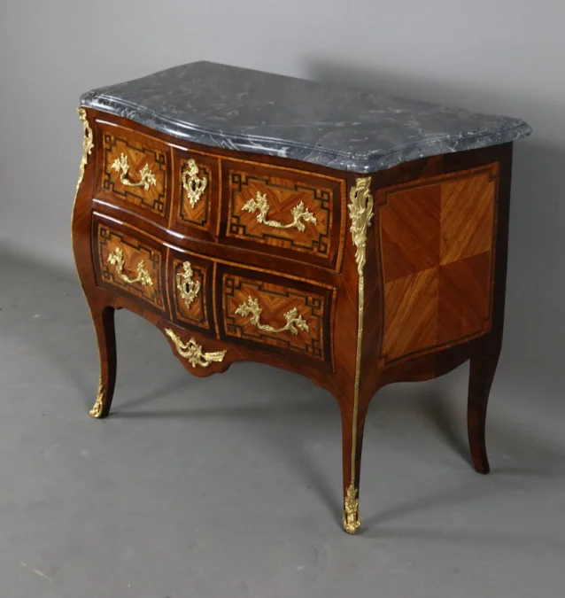 Commode Sauteuse XVIII ème Siècle