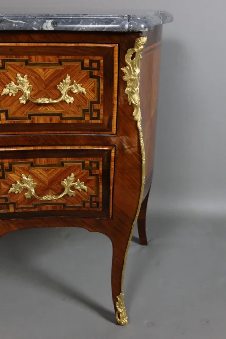 Commode Sauteuse XVIII ème Siècle