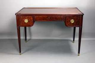 Bureau Louis XVI En Acajou Moucheté