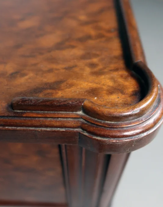 Bureau Louis XVI En Acajou Moucheté