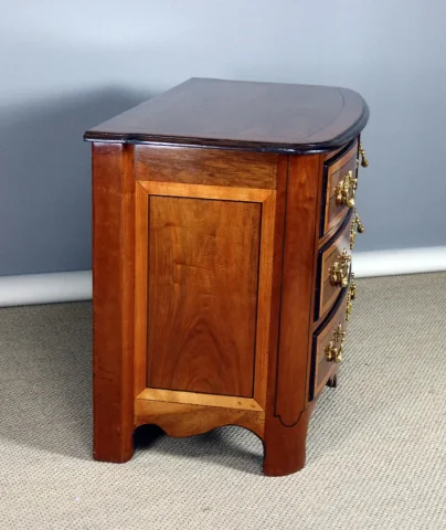 CASSETTIERA IN STILE LOUIS XIV