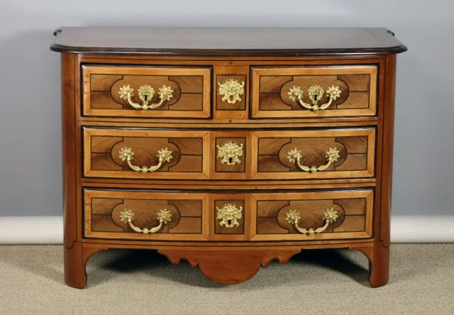 CASSETTIERA IN STILE LOUIS XIV