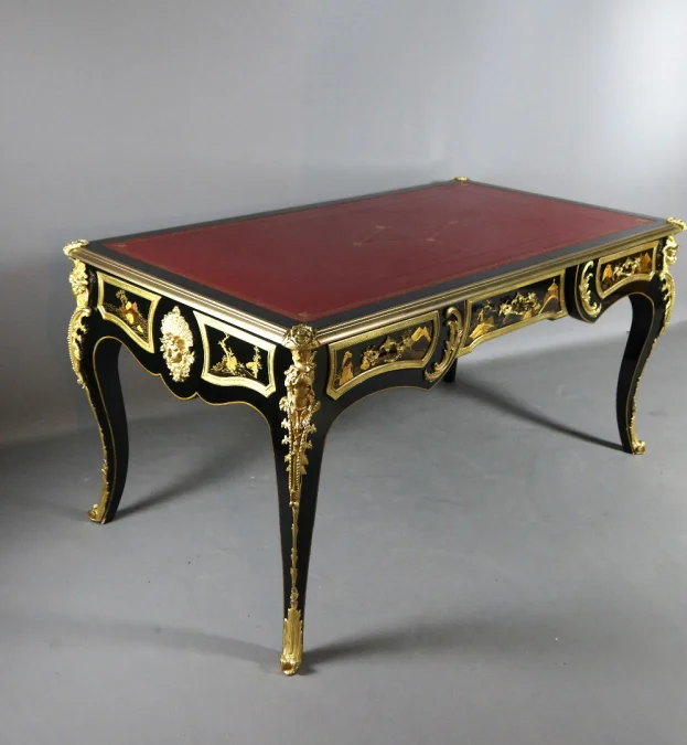 LOUIS XV STYLE DESK