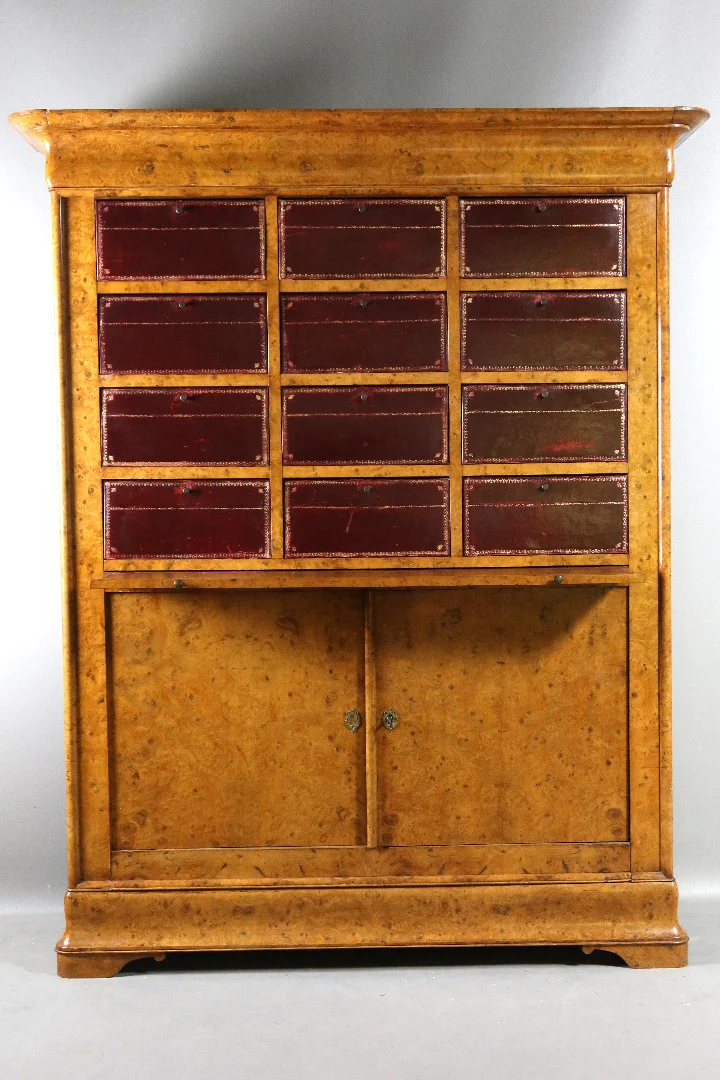 CARTONNIER CUPBOARD