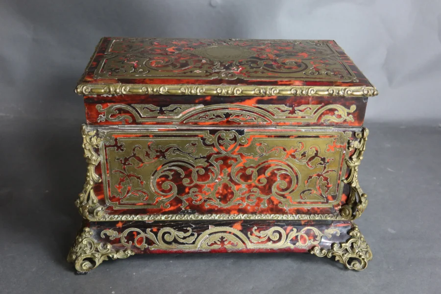 Spieluhr mit Boulle-Intarsien