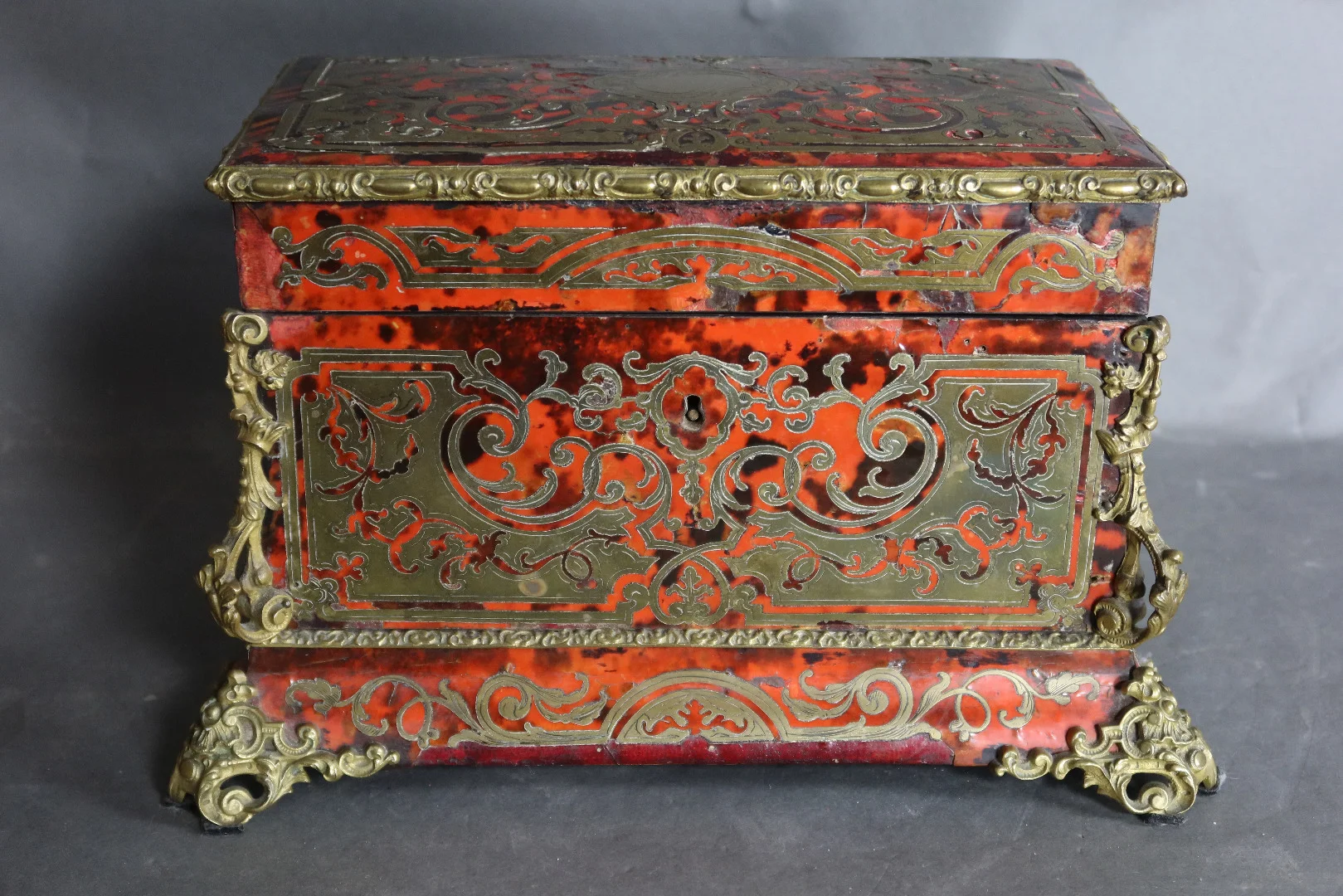 MUSIC BOX IN BOULLE MARQUETRY