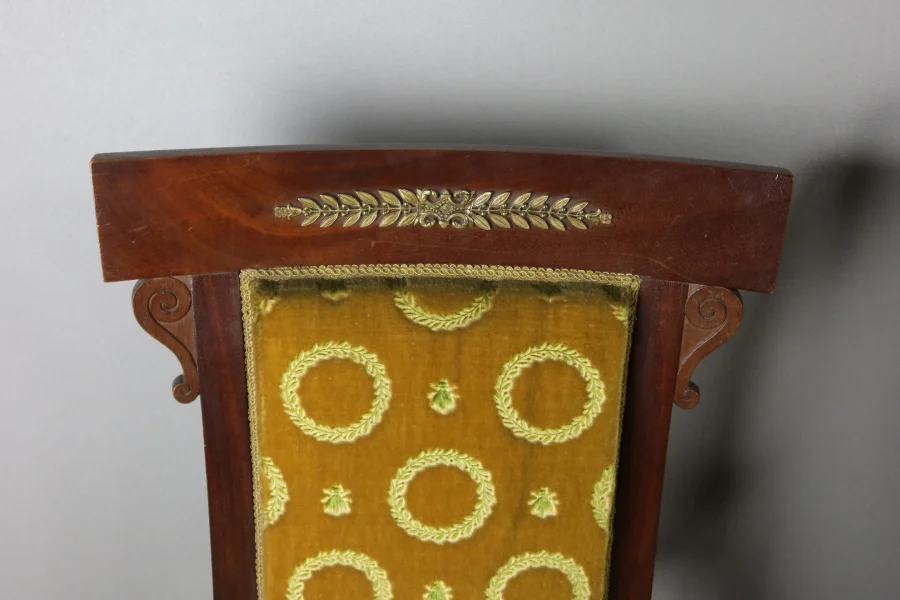 FRENCH EMPIRE STYLE SETTEE AND CHAIRS