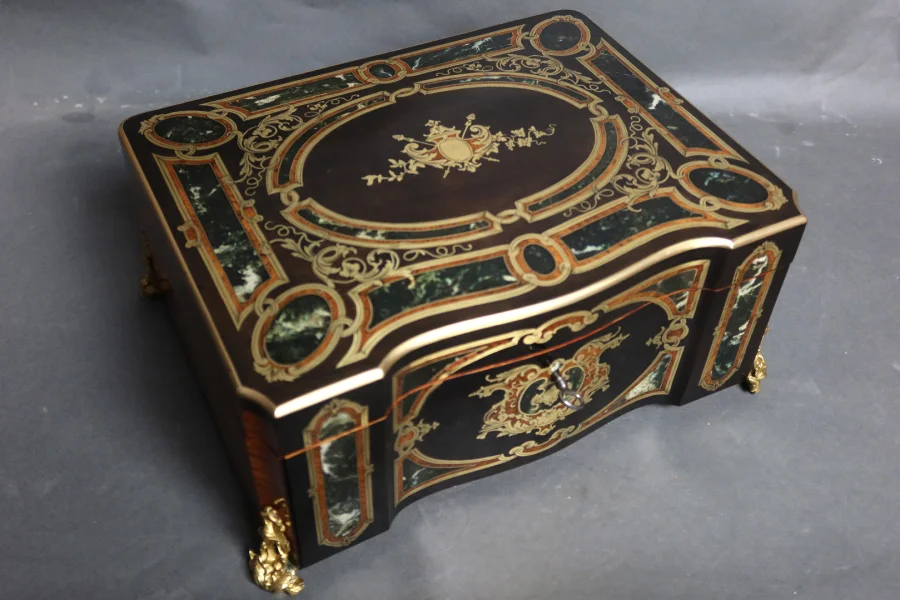 SCHMUCKKASTEN AUS DER NAPOLEON-III-ZEIT