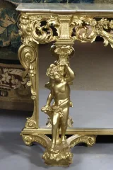 Grande console en bois doré XXème siècle