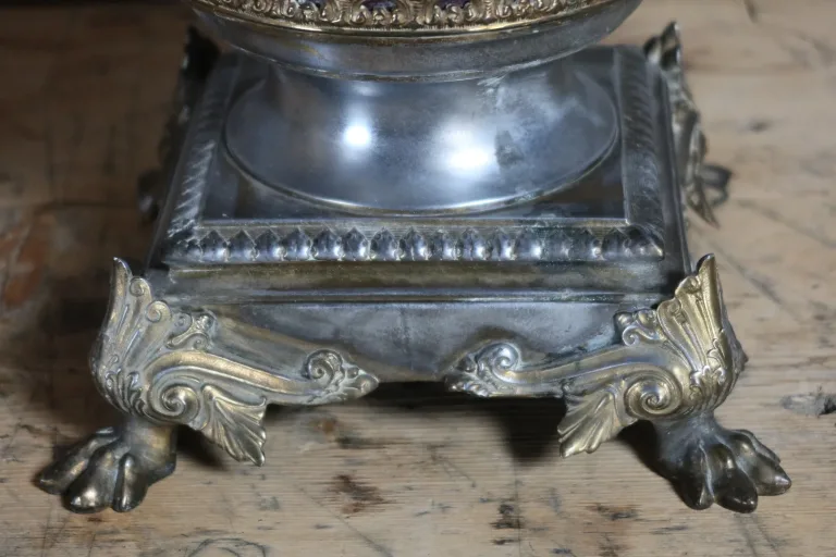 Cache pot en faîence XIX