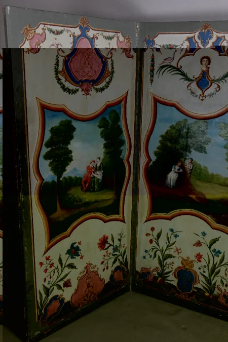 NINETEENTH CENTURY SCREEN