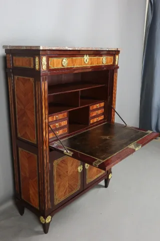 LOUIS XVI PERIOD SECRETAIRE