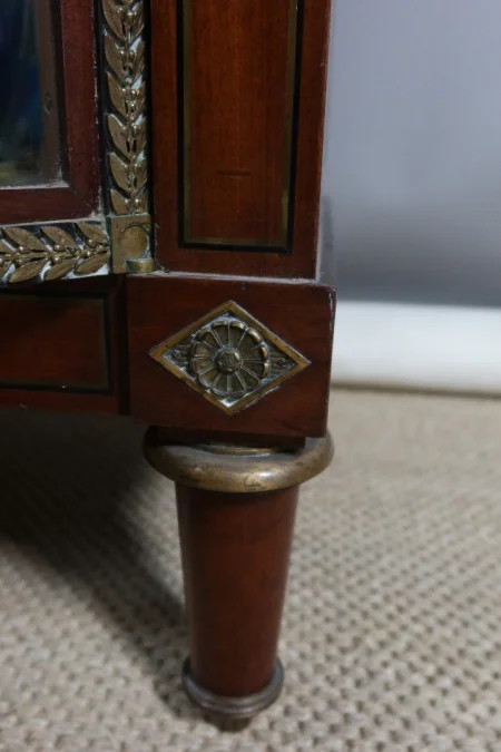 DISPLAY CABINET