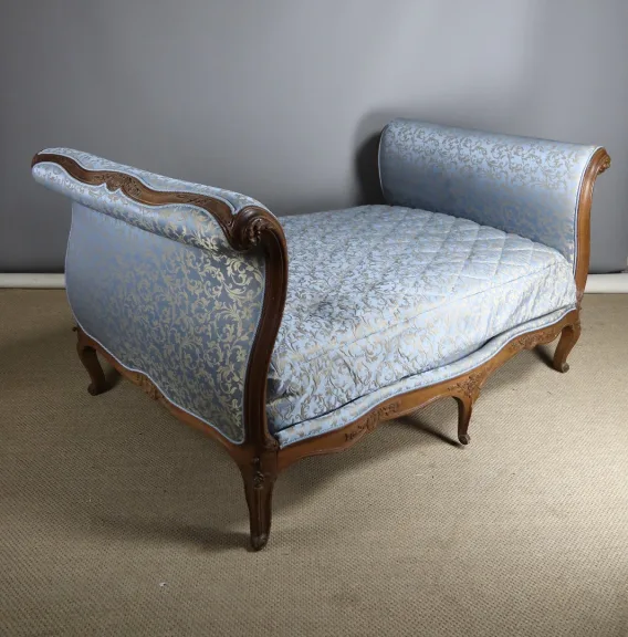 Lit de repos Début XIX modèle à la turque Louis XV