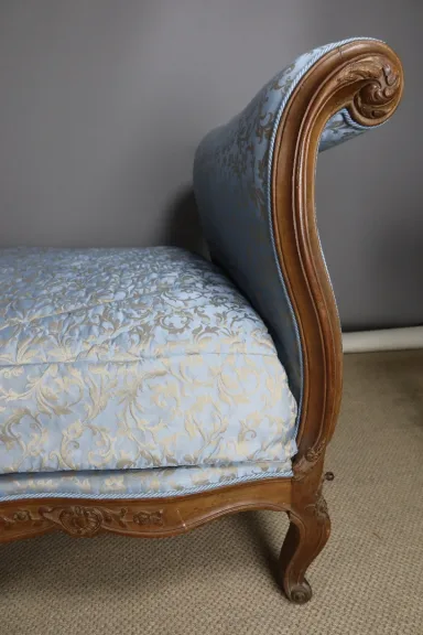 Lit de repos Début XIX modèle à la turque Louis XV