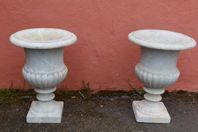 Paire de grands vases Médicis XIX