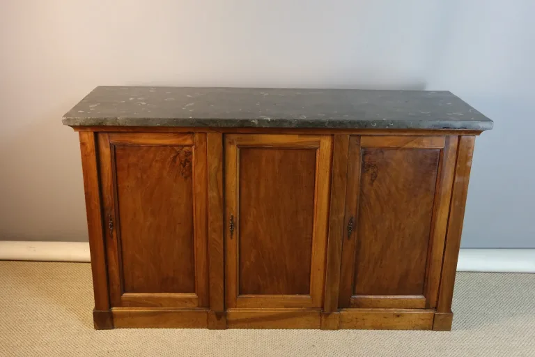 Buffet en noyer époque XIX