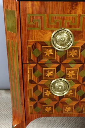 Commode en marqueterie XVIIIème siècle