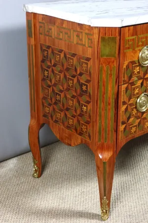 Commode en marqueterie XVIIIème siècle