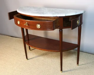LOUIS XVI PERIODE CONSOLETAFEL