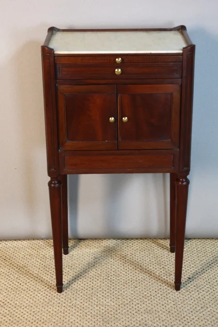 Table d'appoint XIX style Louis XVI
