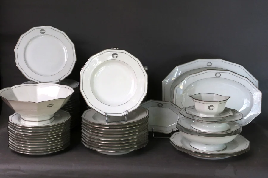 Service de table en porcelaine Art Déco