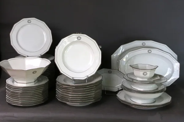 Service de table en porcelaine Art Déco