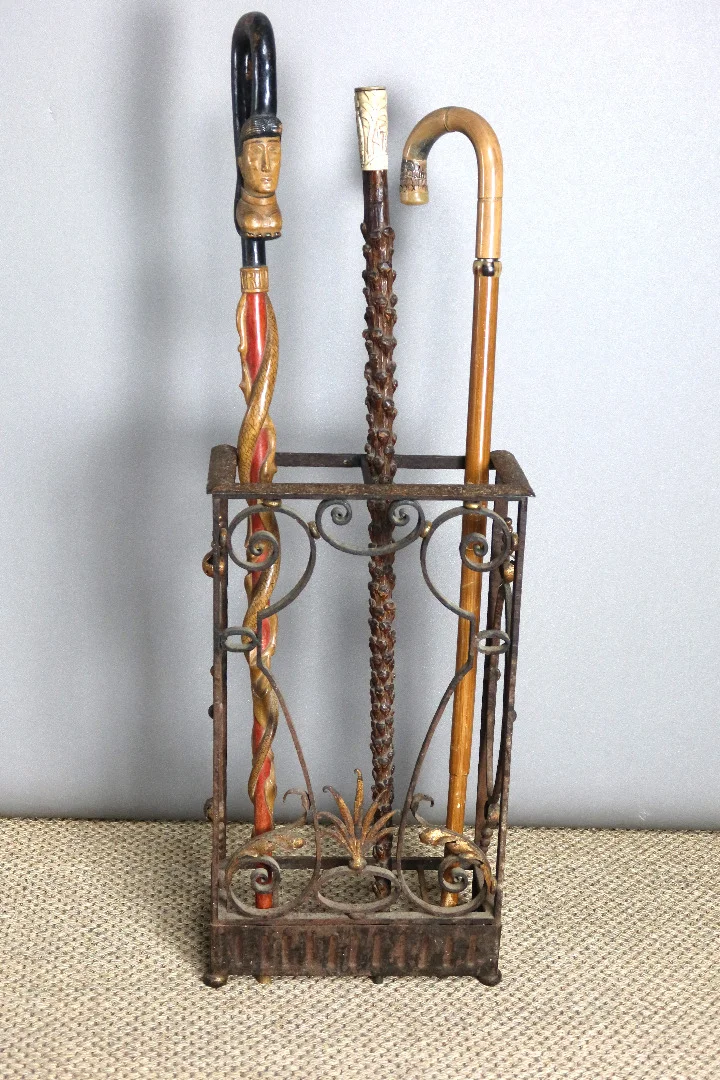 UMBRELLA STAND