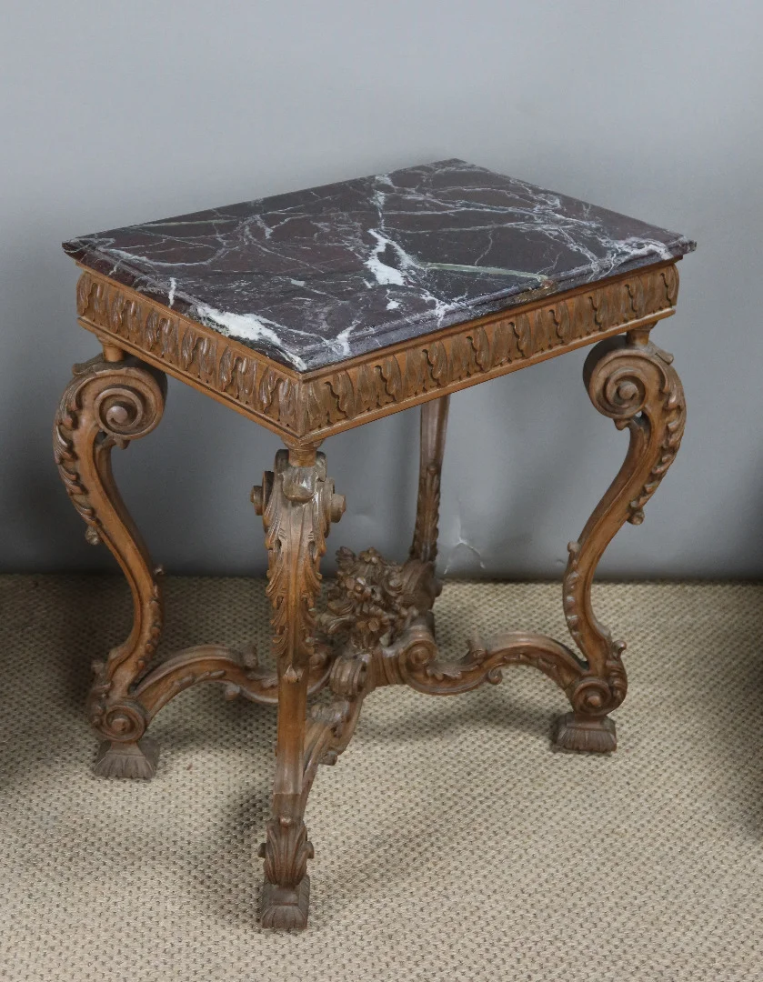 WALNUT TABLE