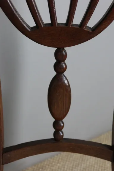 STUHL IM JUGENDSTIL