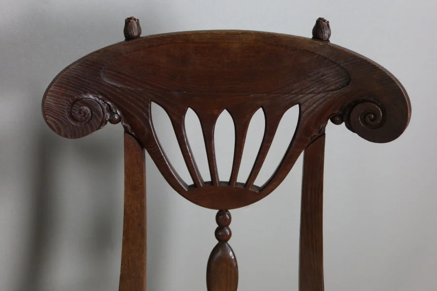 Chaise Art Nouveau