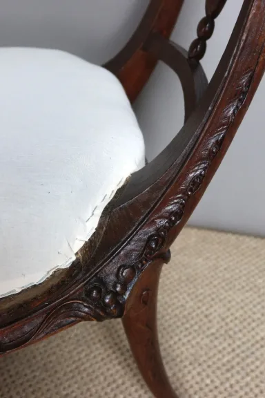STUHL IM JUGENDSTIL