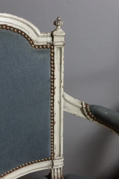 SESSEL AUS DER LOUIS XVI-ZEIT