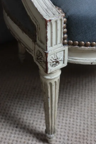 SESSEL AUS DER LOUIS XVI-ZEIT