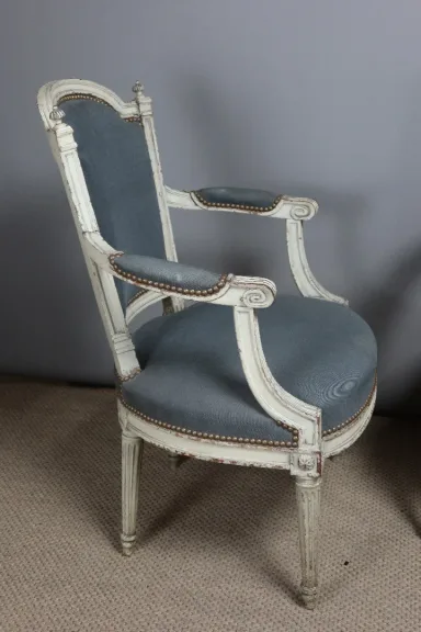 SESSEL AUS DER LOUIS XVI-ZEIT
