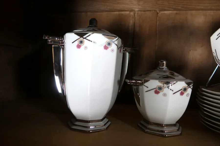 Service de table en porcelaine époque Art Déco