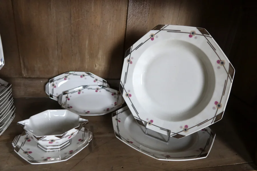 Service de table en porcelaine époque Art Déco