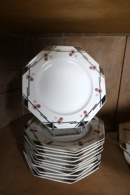 Service de table en porcelaine époque Art Déco