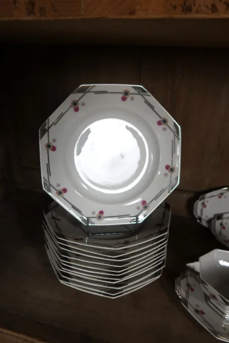 Service de table en porcelaine époque Art Déco