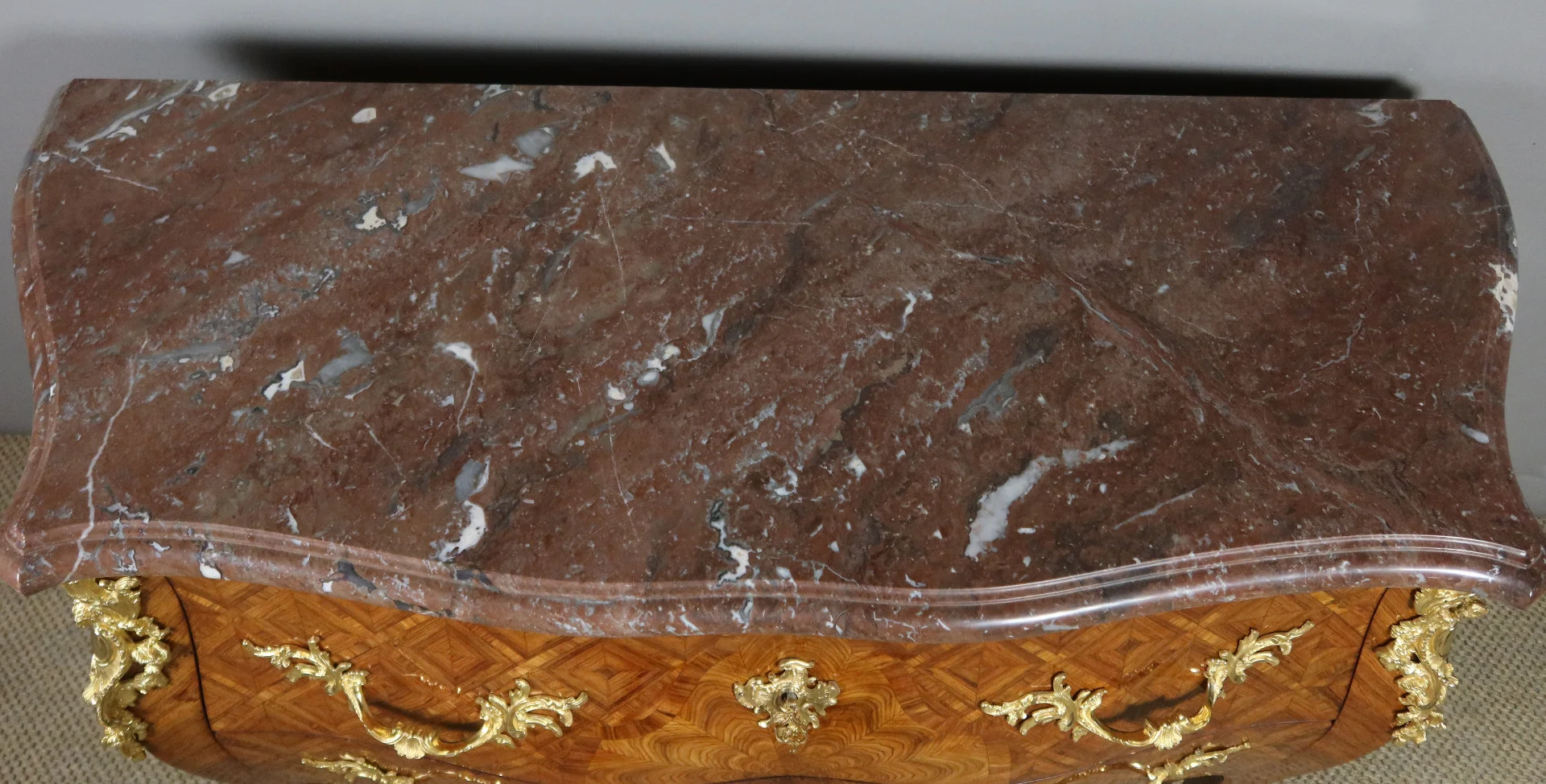 commode estampillée Mailfert