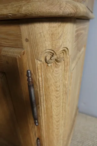 ДУБОВЫЙ КНИЖНЫЙ ШКАФ