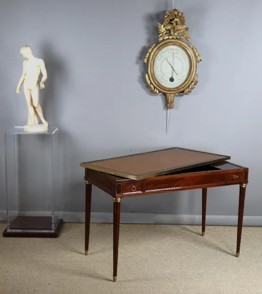 Table tric-trac en acajou fin XVIIIème siècle