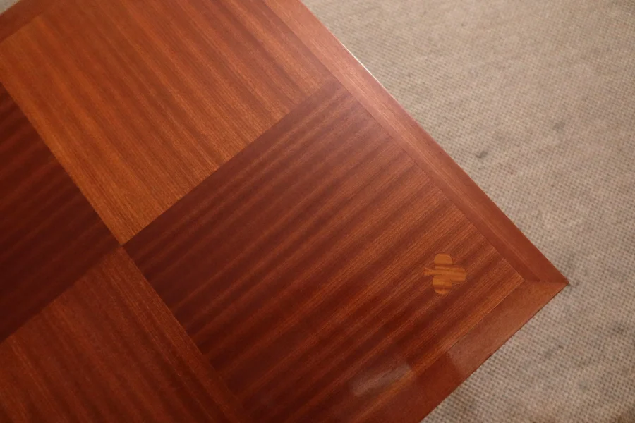 Table à jeux vintage