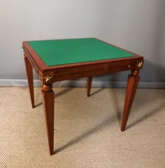 Table à jeux vintage